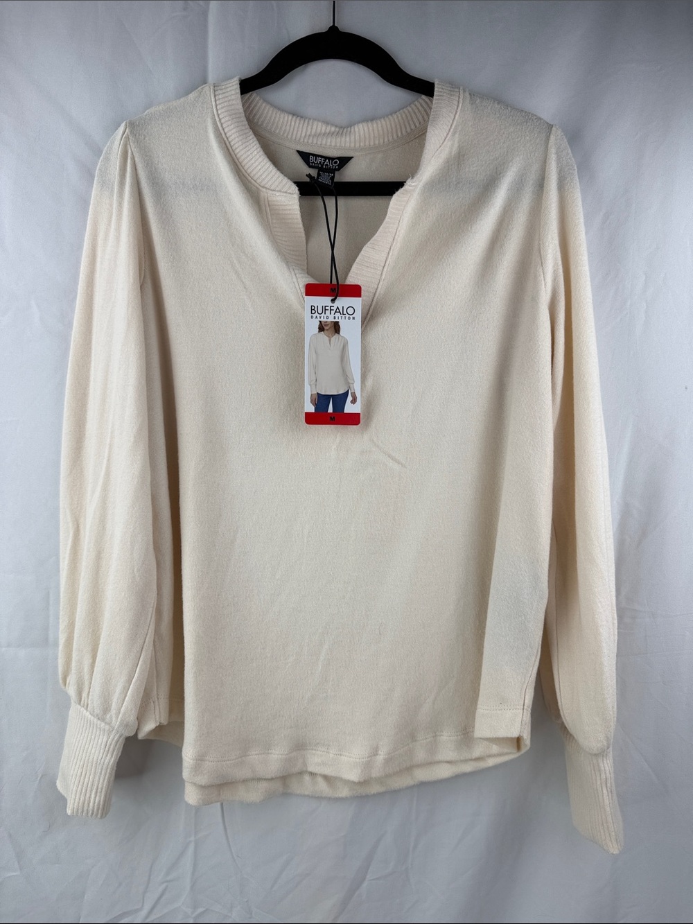 Buffalo David Bitton Women’s Cozy V-Neck Cream Size Medium Long Sleeve Top NWT
